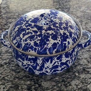 Golden Rabit Mini Dutch Oven